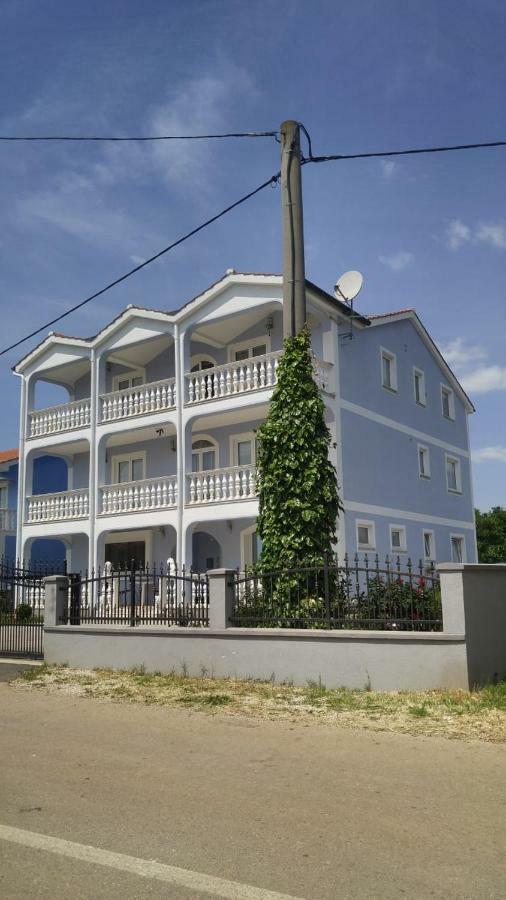 Apartman Janja Porec Exterior photo